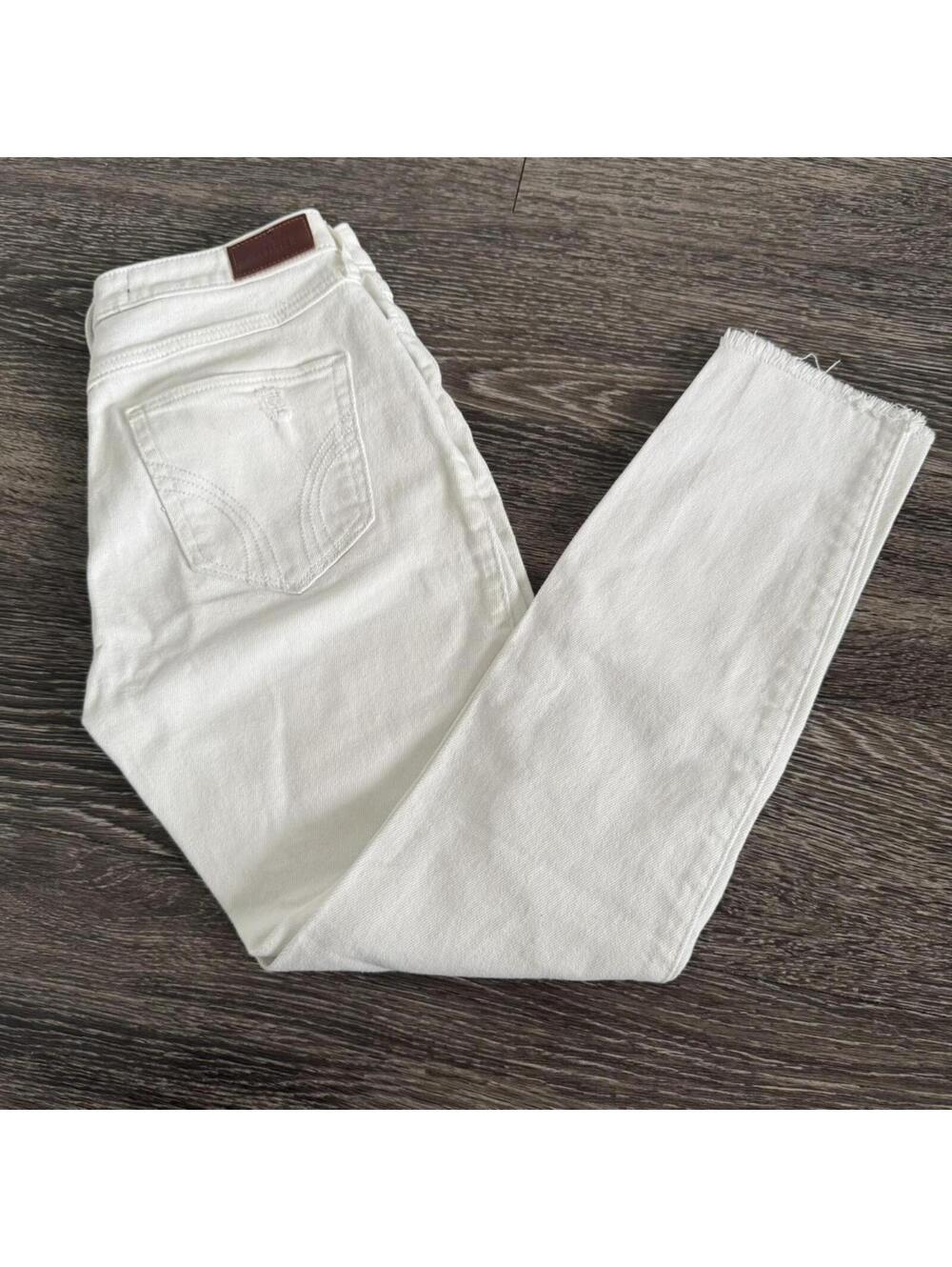 White Hollister high-rise skinny cropped jeans